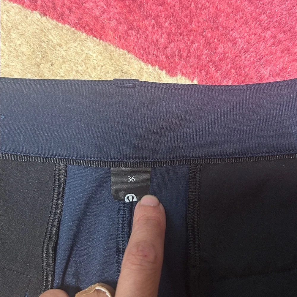 Lululemon Men’s ABC Classic-Fit Short Size 36 - Picture 6 of 12